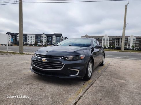 Used 2017 Chevrolet Malibu LS w/ LPO, Convenience Package 1 image 3