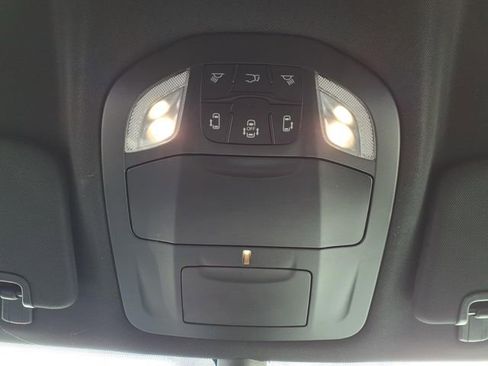 New 2026 Chrysler Pacifica Select image 25