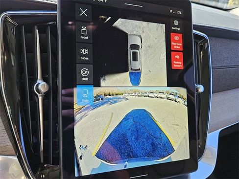 New 2025 Volvo XC90 T8 Plus w/ Protection Package Premier image 31