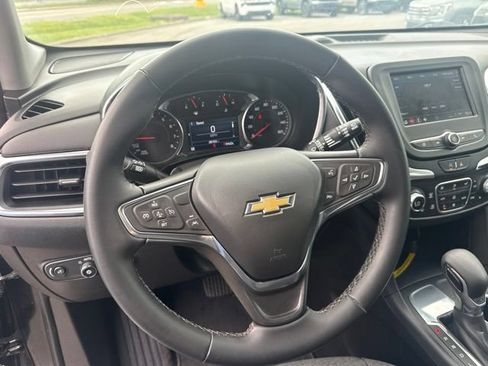 Used 2024 Chevrolet Equinox LT FWD image 16