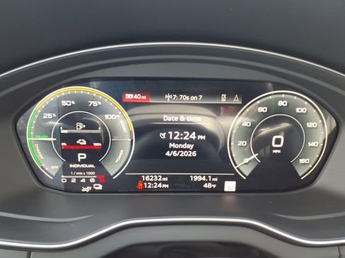 Used 2025 Audi Q5 e Premium Plus image 30