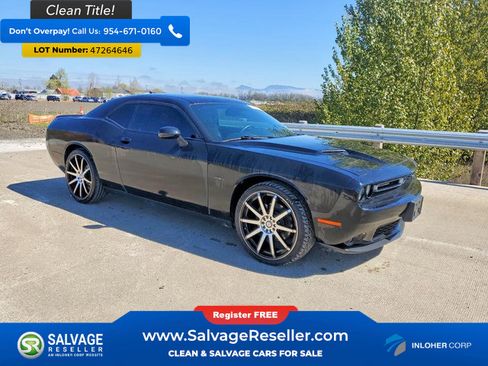 Used 2015 Dodge Challenger R/T Plus image 5