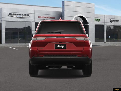 New 2025 Jeep Grand Cherokee Altitude image 6