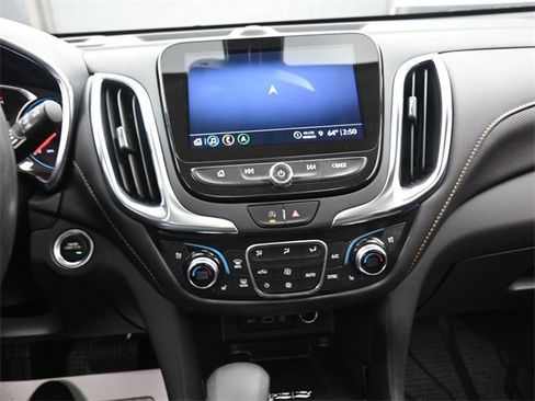Used 2022 Chevrolet Equinox Premier image 10