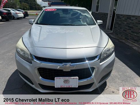 Used 2015 Chevrolet Malibu LT FWD image 2