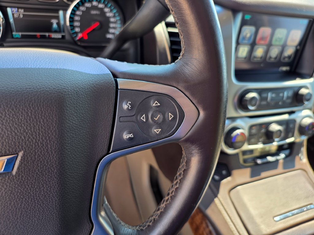 Used 2015 Chevrolet Suburban LTZ AWD/4WD image 30