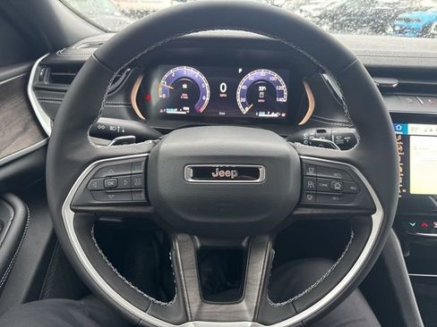 New 2026 Jeep Grand Cherokee L 4WD image 15