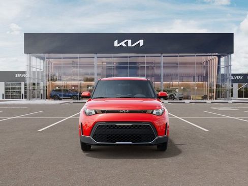 New 2025 Kia Soul S image 2