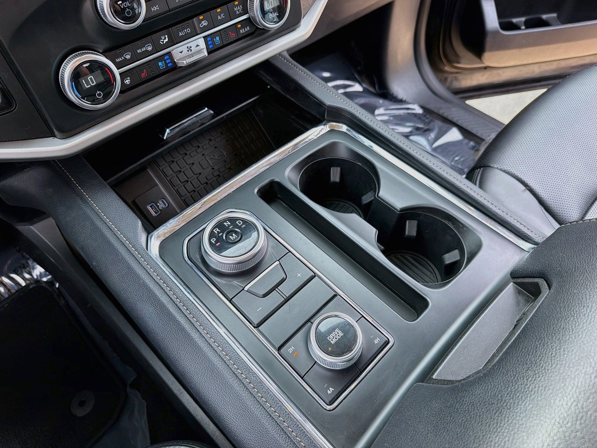 Used 2024 Ford Expedition Max XLT AWD/4WD image 18