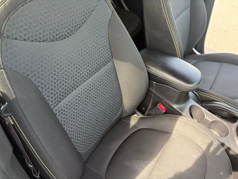 Used 2016 Kia Soul + w/ Designer's Package FWD image 41
