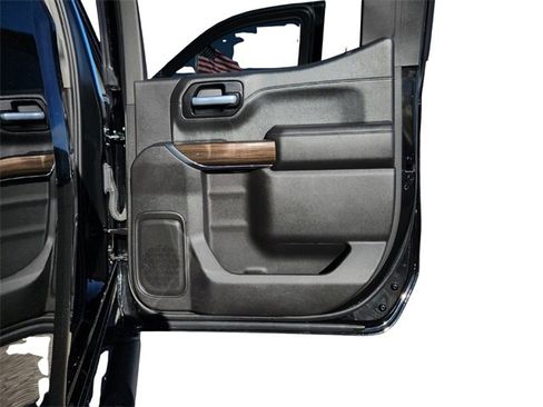 Used 2021 Chevrolet Silverado 1500 LT Trail Boss w/ Convenience Package II image 33