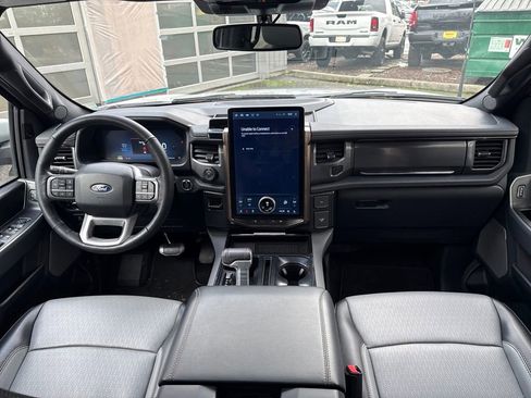 Used 2024 Ford F150 Lightning Lariat image 11