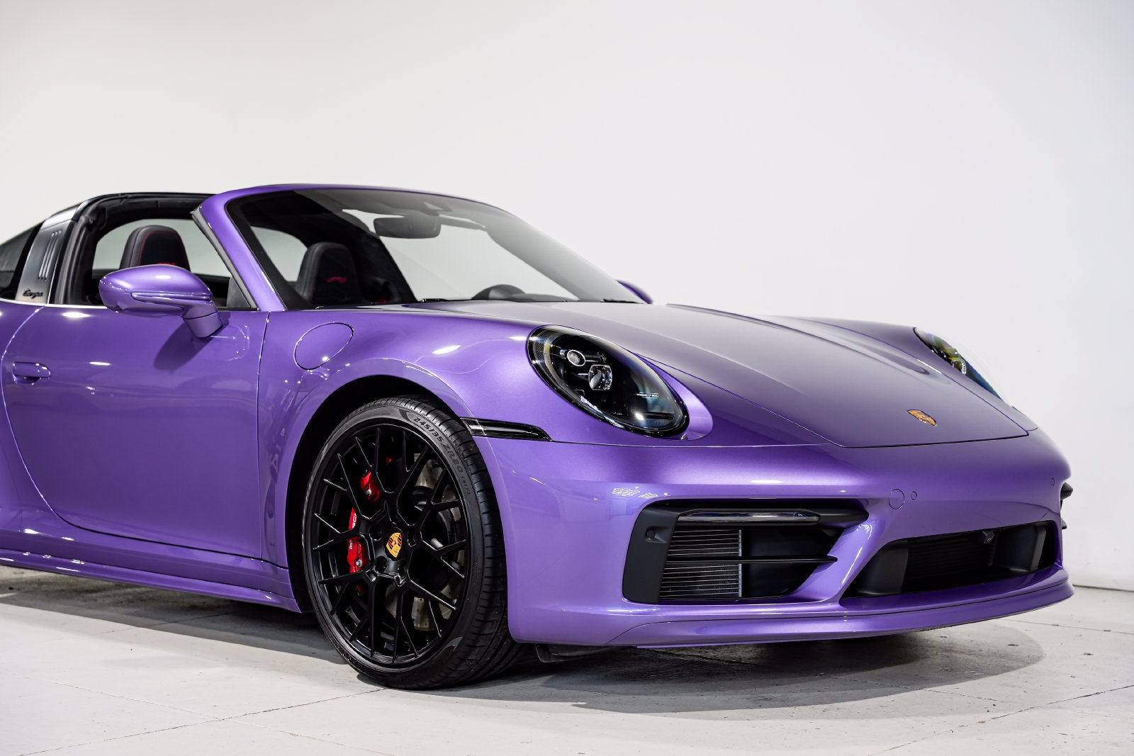 Used 2024 Porsche 911 Targa 4 GTS AWD/4WD image 43