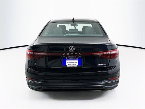 New 2025 Volkswagen Jetta Sport image 15