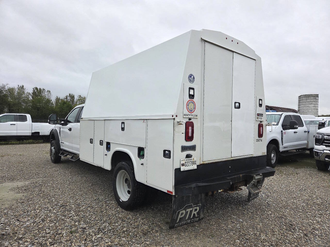 Used 2022 Ford F550 4x4 Crew Cab Super Duty w/ Power Equipment Group image 7