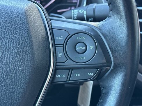 Used 2019 Toyota Camry SE image 26