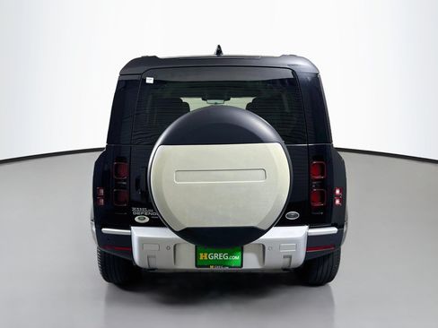 Used 2020 Land Rover Defender 110 SE AWD/4WD image 8