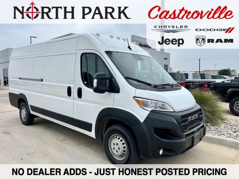 Used 2025 RAM ProMaster 3500 w/ Convenience Group FWD image 1