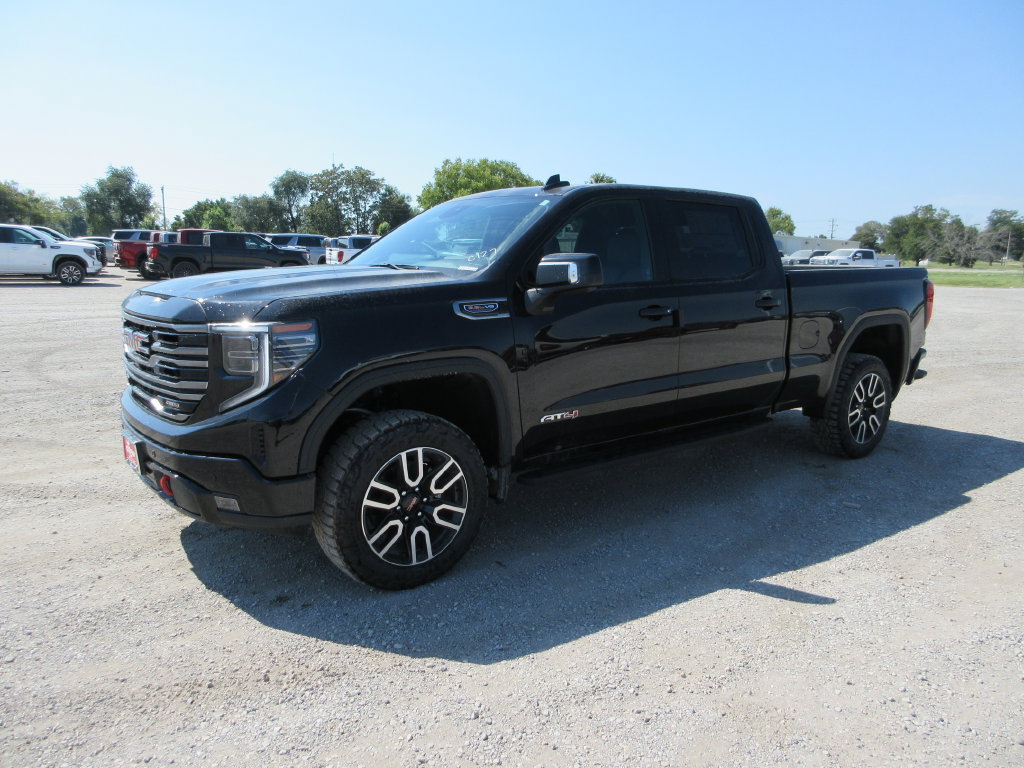 New 2026 GMC Sierra 1500 AT4 w/ AT4 Premium Package AWD/4WD image 10