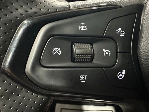 Used 2024 Chevrolet TrailBlazer RS w/ Convenience Package image 19