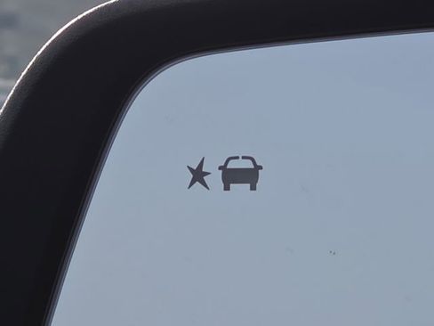 Used 2023 GMC Acadia AT4 w/ Trailering Package image 12