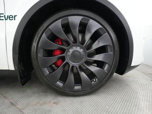 Used 2024 Tesla Model Y Performance AWD/4WD image 20
