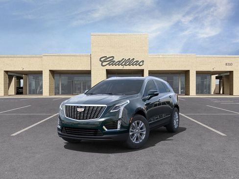 New 2025 Cadillac XT5 Luxury image 8