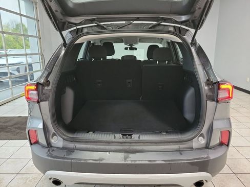Used 2023 Ford Escape AWD image 18