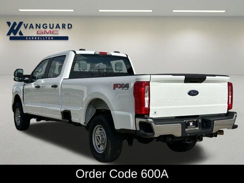 Used 2024 Ford F250 XL w/ FX4 Off-Road Package image 7