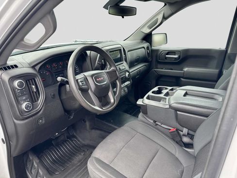 Used 2019 GMC Sierra 1500 4x4 Crew Cab w/ Convenience Package image 2