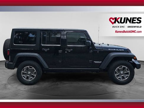 Used 2013 Jeep Wrangler Unlimited Rubicon w/ Connectivity Group AWD/4WD image 11