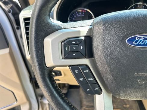 Used 2019 Ford F250 Lariat w/ Lariat Value Package image 18