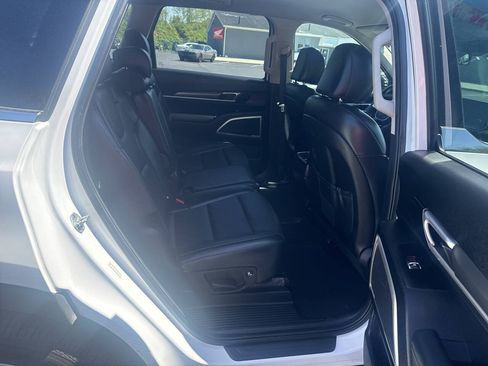 Used 2020 Kia Telluride LX AWD/4WD image 24