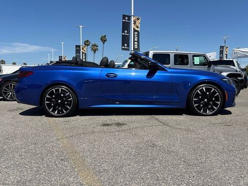 Used 2025 BMW M440i Convertible RWD image 3