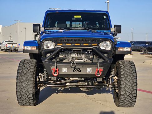 Used 2021 Jeep Gladiator Rubicon w/ Cold Weather Group image 7