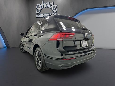 Certified 2022 Volkswagen Tiguan SE image 10