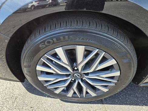Used 2025 Nissan Altima 2.5 SV FWD image 23