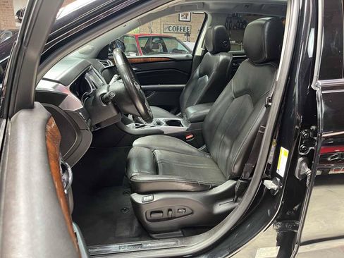 Used 2016 Cadillac SRX Luxury FWD image 9