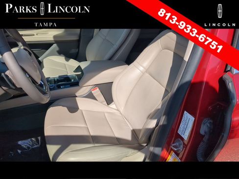 Certified 2022 Lincoln Corsair Standard w/ Equipment Group 101A image 19