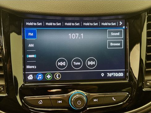 Used 2021 Chevrolet Trax LT w/ LT Convenience Package image 21