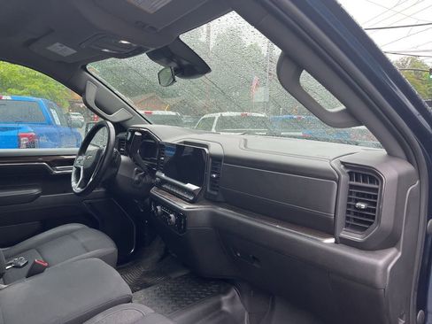 Used 2023 Chevrolet Silverado 1500 LT AWD/4WD image 21