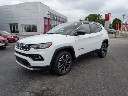 Used 2024 Jeep Compass Limited AWD/4WD image 7