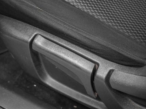 Used 2019 Nissan Rogue Sport S w/ Appearance Package image 22