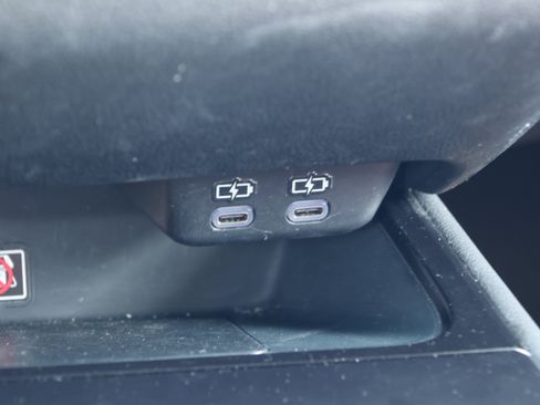 Used 2023 Lexus UX 250h F Sport FWD image 28