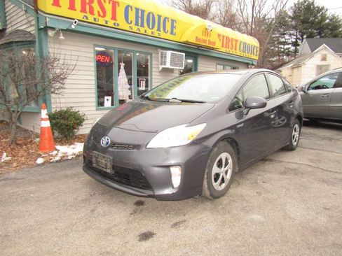 Used 2015 Toyota Prius Four image 41