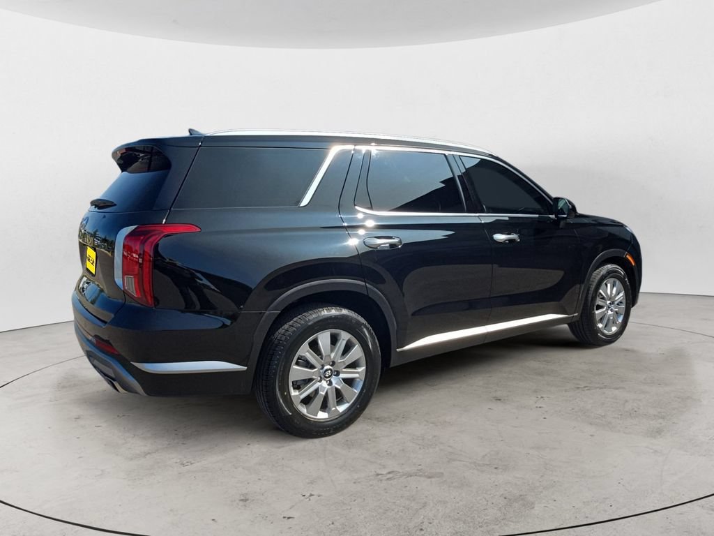 Used 2024 Hyundai Palisade SEL FWD image 5