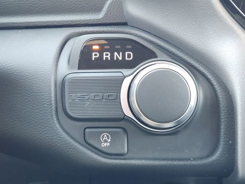 New 2026 RAM 1500 2WD Quad Cab image 17