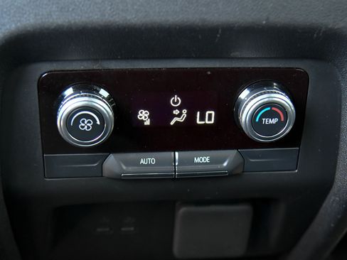 Used 2024 GMC Acadia Elevation FWD image 45