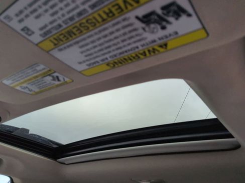 Used 2023 Subaru Outback Limited image 19