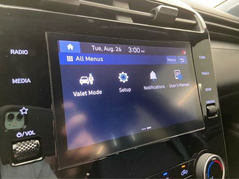 Used 2022 Hyundai Santa Cruz SEL image 25